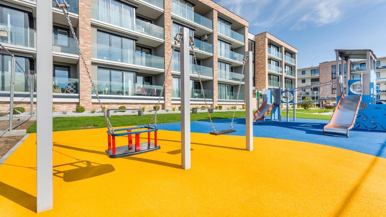 Apartament Zlota Perla Z Parkingiem 16 E Perlowa Przystan - Holiday City Kolobrzeg Dış mekan fotoğraf